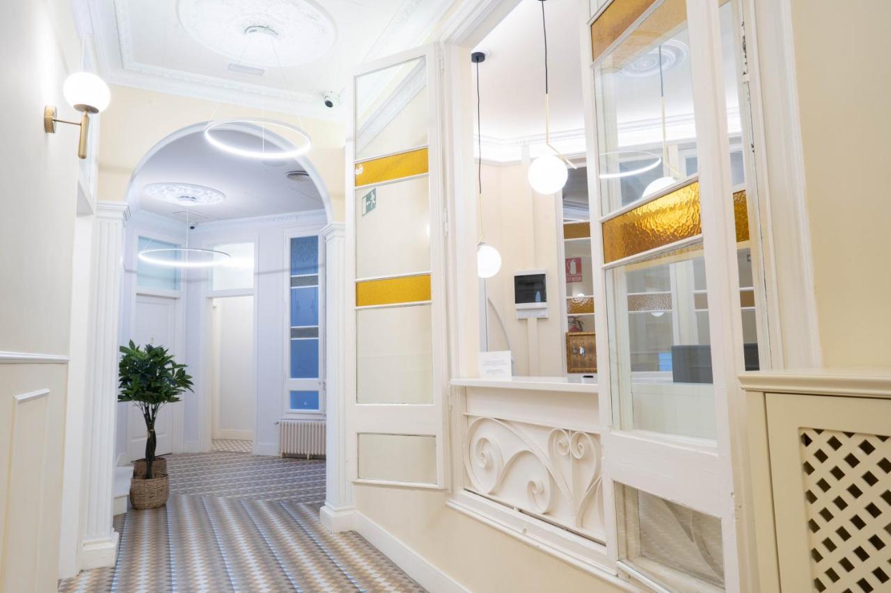 Feelathome Casa Bertrand バルセロナ エクステリア 写真